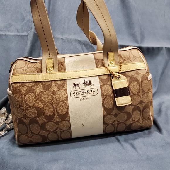 Coach Handbags - ❤❤ Coach Heritage Strip Purse